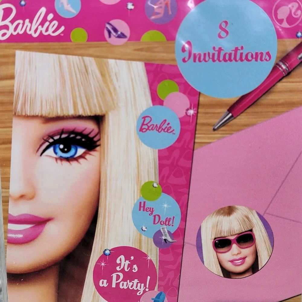 Barbie 8 Invitations Party Pack Envelopes Seals‎ Stickers Kids Birthday Fun